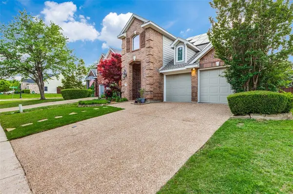 805 Brookwater Drive, Mckinney, TX 75071