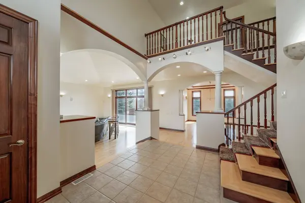 2025 SPENCER CT, Oshkosh, WI 54904