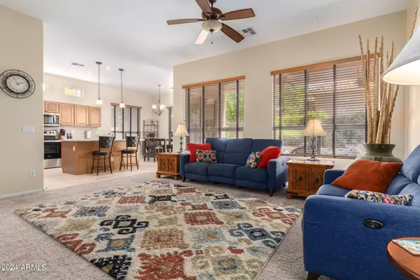 1369 E HARRISON Street, Gilbert, AZ 85295