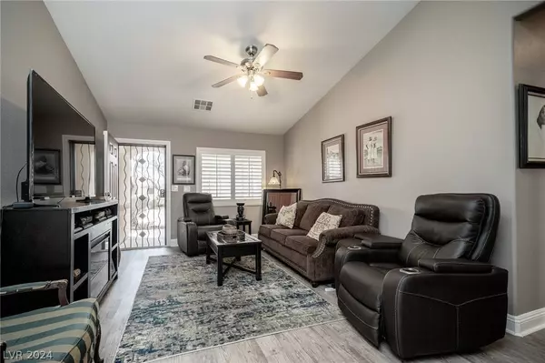 5404 Blue Oat Avenue, Las Vegas, NV 89141