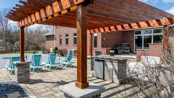 2025 SPENCER CT, Oshkosh, WI 54904