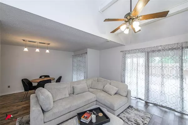 754 Highland Square Drive, Shreveport, LA 71107