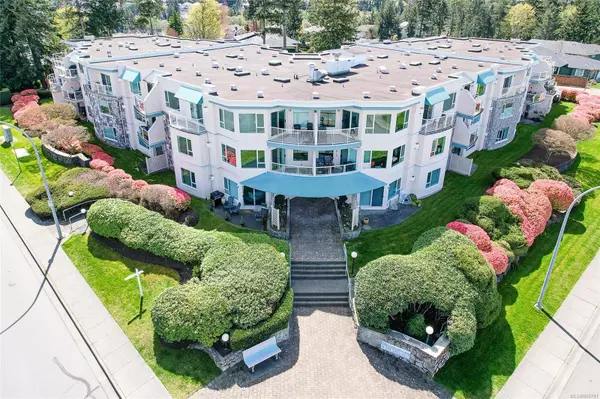 4965 Vista View Cres #305, Nanaimo, BC V9V 1S1