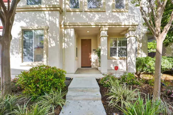 809 Basking LN, San Jose, CA 95138