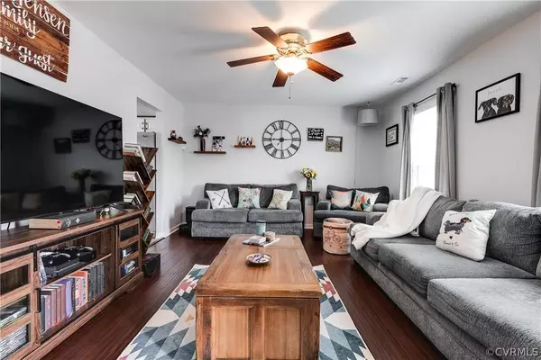 2521 Sutton PL, Henrico, VA 23233