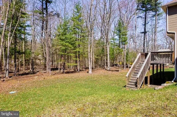 144 GLENOAK DR, East Stroudsburg, PA 18301