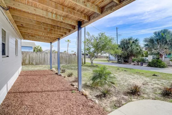 4913 Medoras Ave, St Augustine, FL 32080