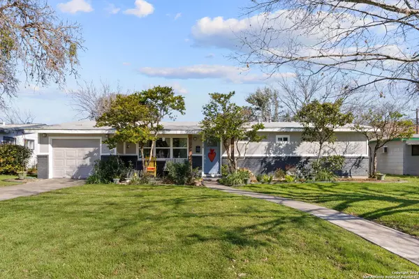 818 chevy chase, San Antonio, TX 78209