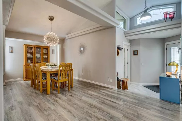 134 Cranfield CRES SE, Calgary, AB T3M 1A5