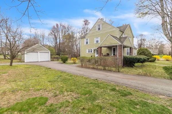 1215 Main St, Agawam, MA 01001