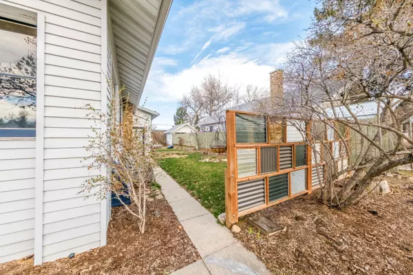 365 Lobban AVE, Buffalo, WY 82834