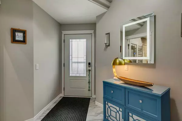 134 Cranfield CRES SE, Calgary, AB T3M 1A5