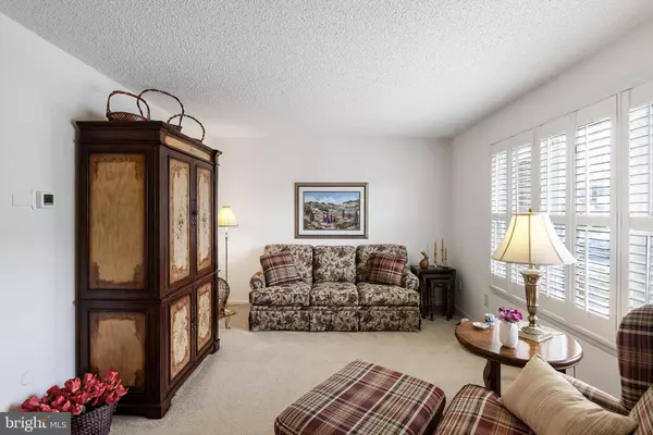 1964 E OAK RD #I5, Vineland, NJ 08361