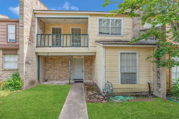 113 Normal Park DR #B, Huntsville, TX 77320