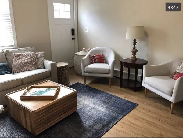 176-178 Newton St, Waltham, MA 02453