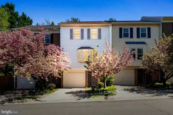 5905 AMBASSADOR WAY, Alexandria, VA 22310