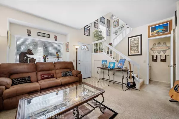 483 Springbrook N #94, Irvine, CA 92614