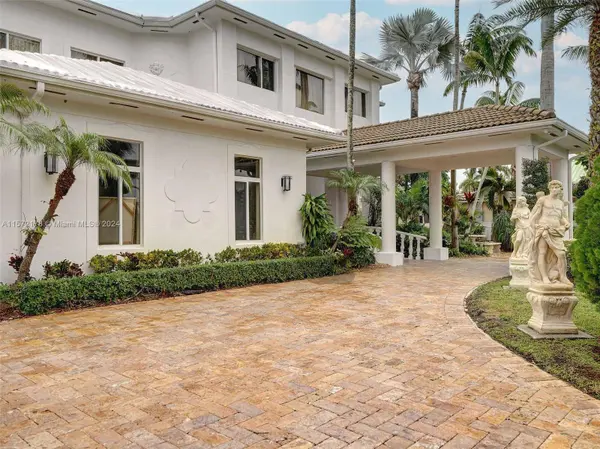 361 NE 116th St, Miami, FL 33161