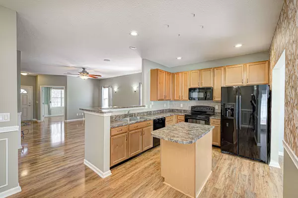 1139 Meadowlark DR, Greenwood, IN 46143