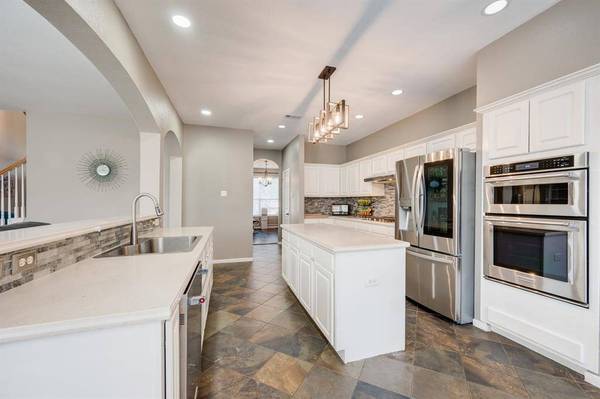 612 Willowwood Trail, Keller, TX 76248