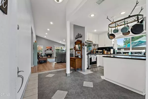 6150 Calle Bodega, Camarillo, CA 93012