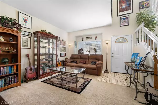 483 Springbrook N #94, Irvine, CA 92614