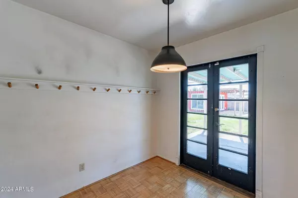 1533 W VERDE Lane, Phoenix, AZ 85015