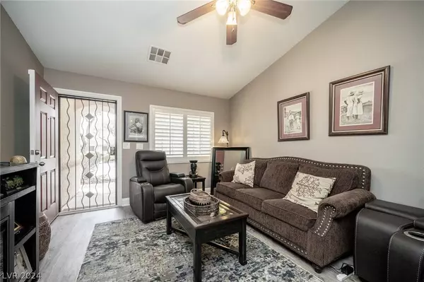 5404 Blue Oat Avenue, Las Vegas, NV 89141