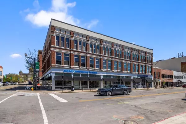 507 E Locust Street #305, Des Moines, IA 50309