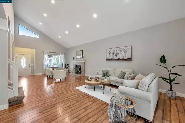 7472 Monet Pl, Rohnert Park, CA 94928