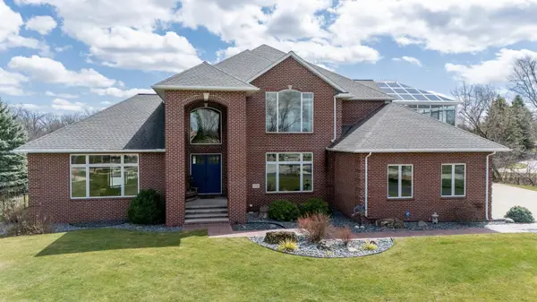 2025 SPENCER CT, Oshkosh, WI 54904