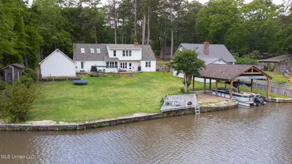 222 Bay Park Drive, Brandon, MS 39047