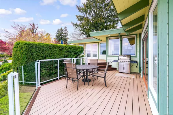 2225 Chelsea Pl, Nanoose Bay, BC V9P 9G5