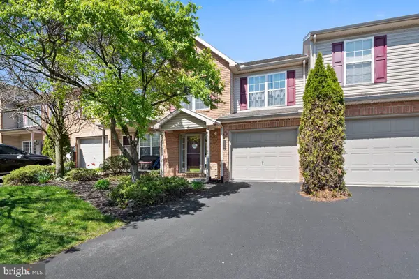 1229 CROSS CREEK DR, Mechanicsburg, PA 17050