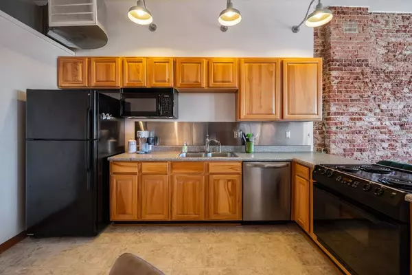 507 E Locust Street #305, Des Moines, IA 50309