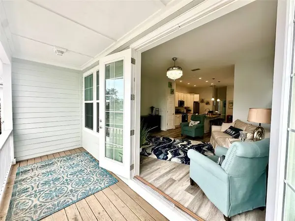 410 S 8TH Street, Fernandina Beach, FL 32034