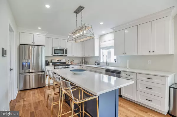 1341 LOWER FERRY, Ewing, NJ 08618