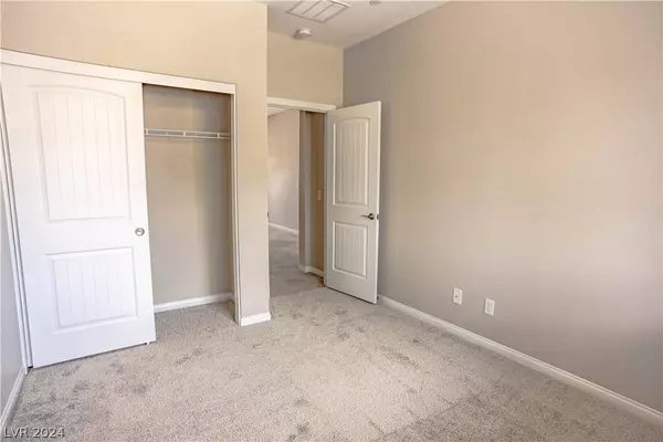 343 Cooper Hawk Court, Las Vegas, NV 89138