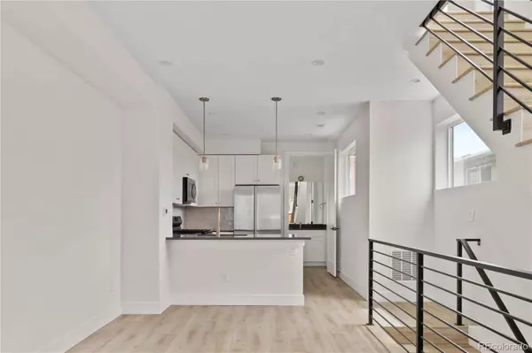 2020 W 46th AVE, Denver, CO 80211