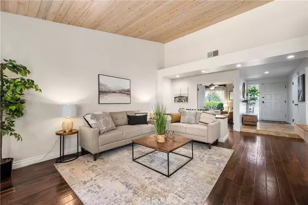 23721 Via Calzada, Mission Viejo, CA 92691