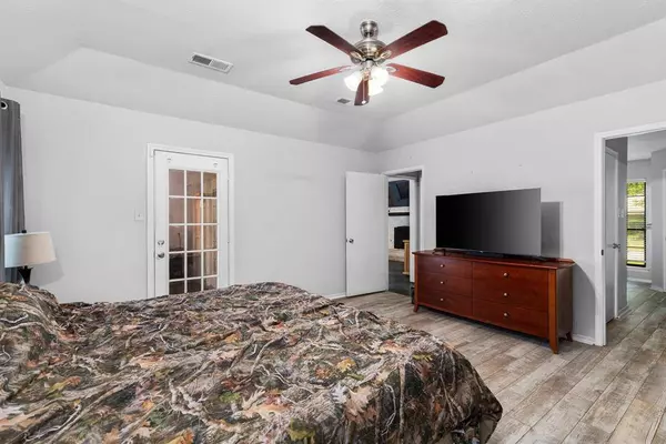 2117 N Lake Trail Trail, Denton, TX 76201