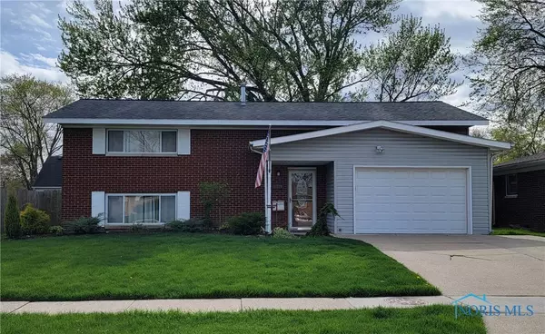 1109 Kirk ST, Maumee, OH 43537