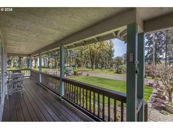 2225 First ST, Columbia City, OR 97018