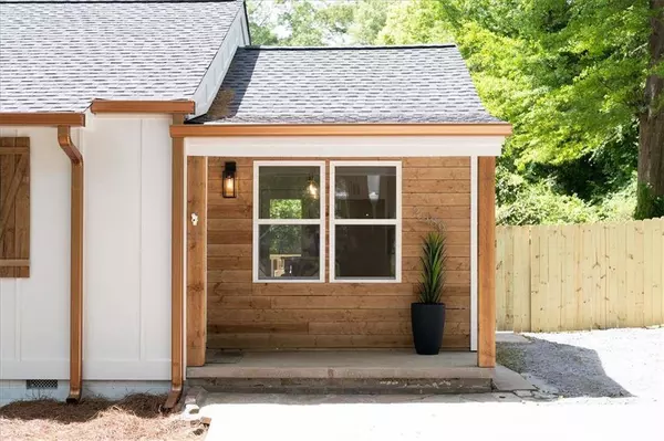 2086 Harold AVE SE, Smyrna, GA 30080