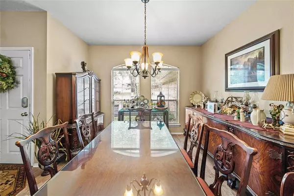 15906 Brittain Court, Lindale, TX 75771