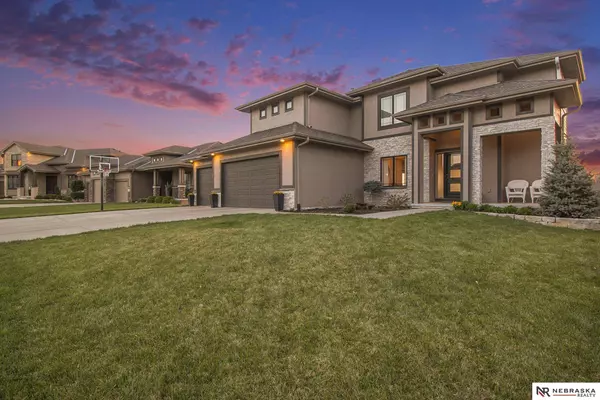 2710 N 178th Street, Omaha, NE 68116