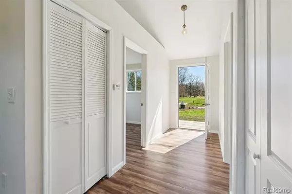 5521 MABLEY HILL Road, Fenton, MI 48430