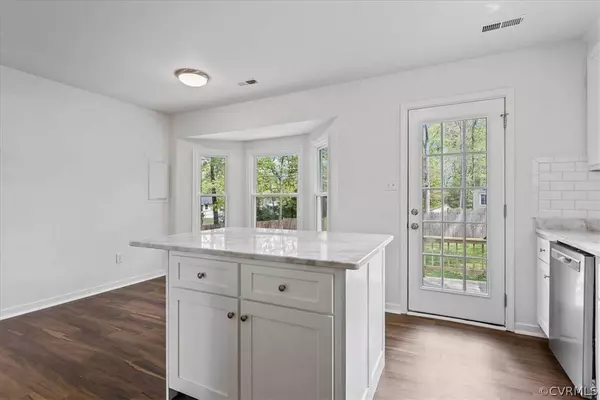 8907 Playground CIR, Chesterfield, VA 23237