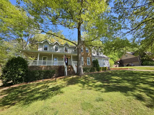 7322 Royal Harbour CIR, Ooltewah, TN 37363