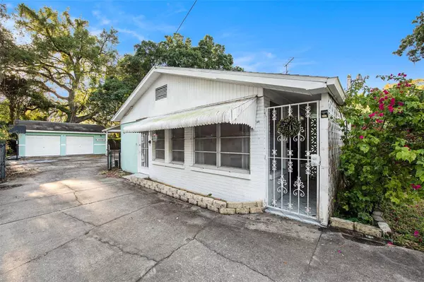 8105 N BOULEVARD ST, Tampa, FL 33604